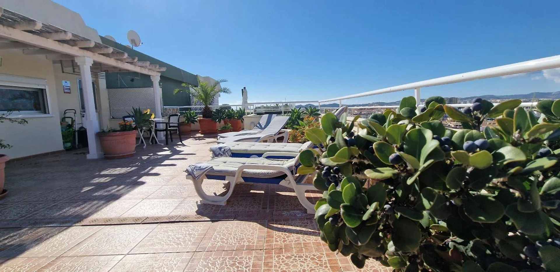 Superb Large Penthouse Fuengirola 14Th Floor Apartment 0*,  Spain